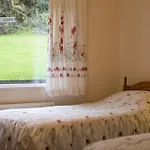 Brow Close Tatil Evi